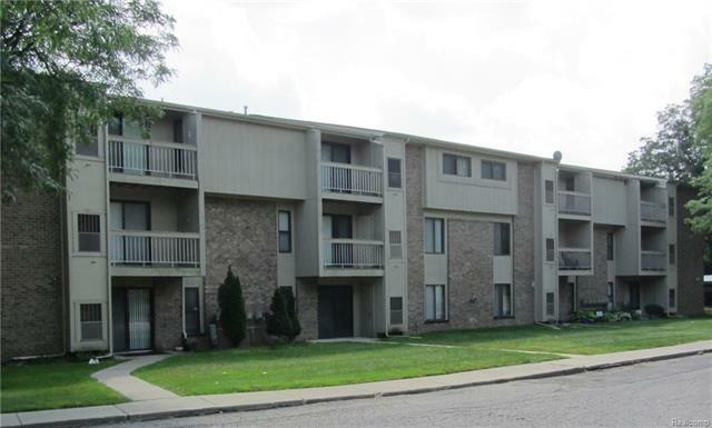 Property Photo: 30535 W Fourteen Mile Road 1 MI 48334