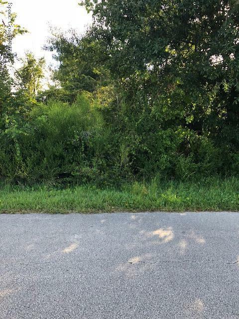 Property Photo: 1510 SE Shamrock Avenue SE FL 32909