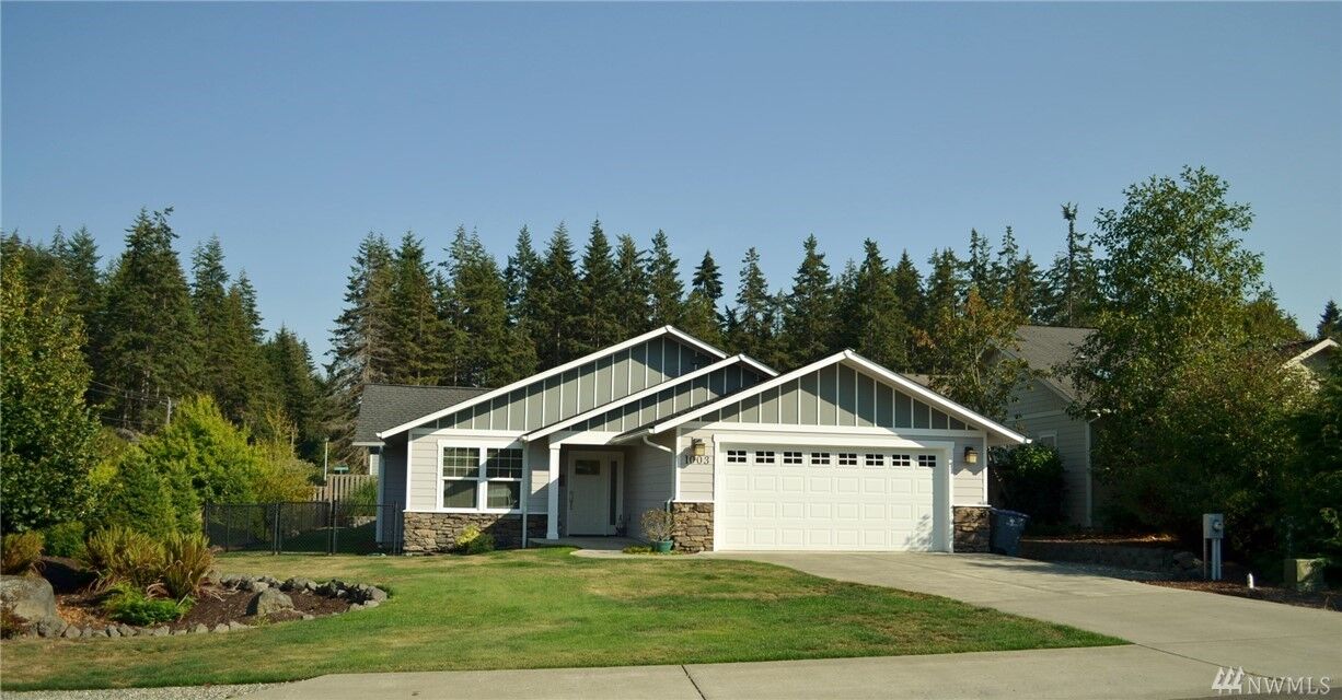 Property Photo: 1003 Dunker Dr WA 98363