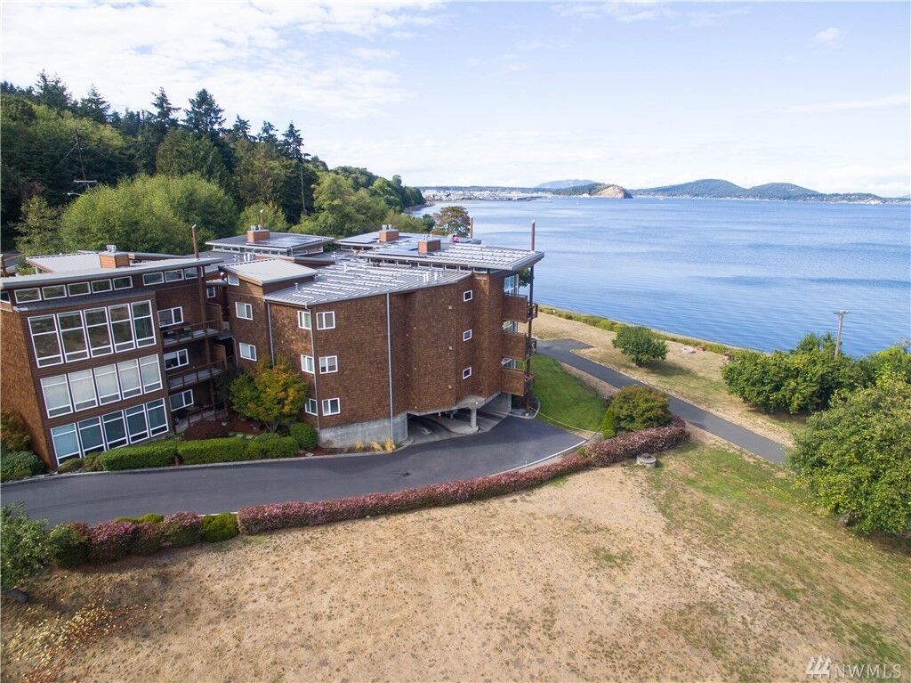 Property Photo: 4501 Fidalgo Bay Rd 1003 WA 98221