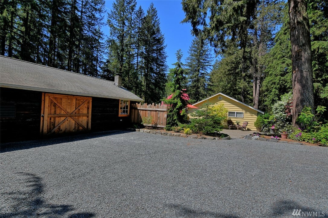 Property Photo:  24511 115th Ave NE  WA 98223 