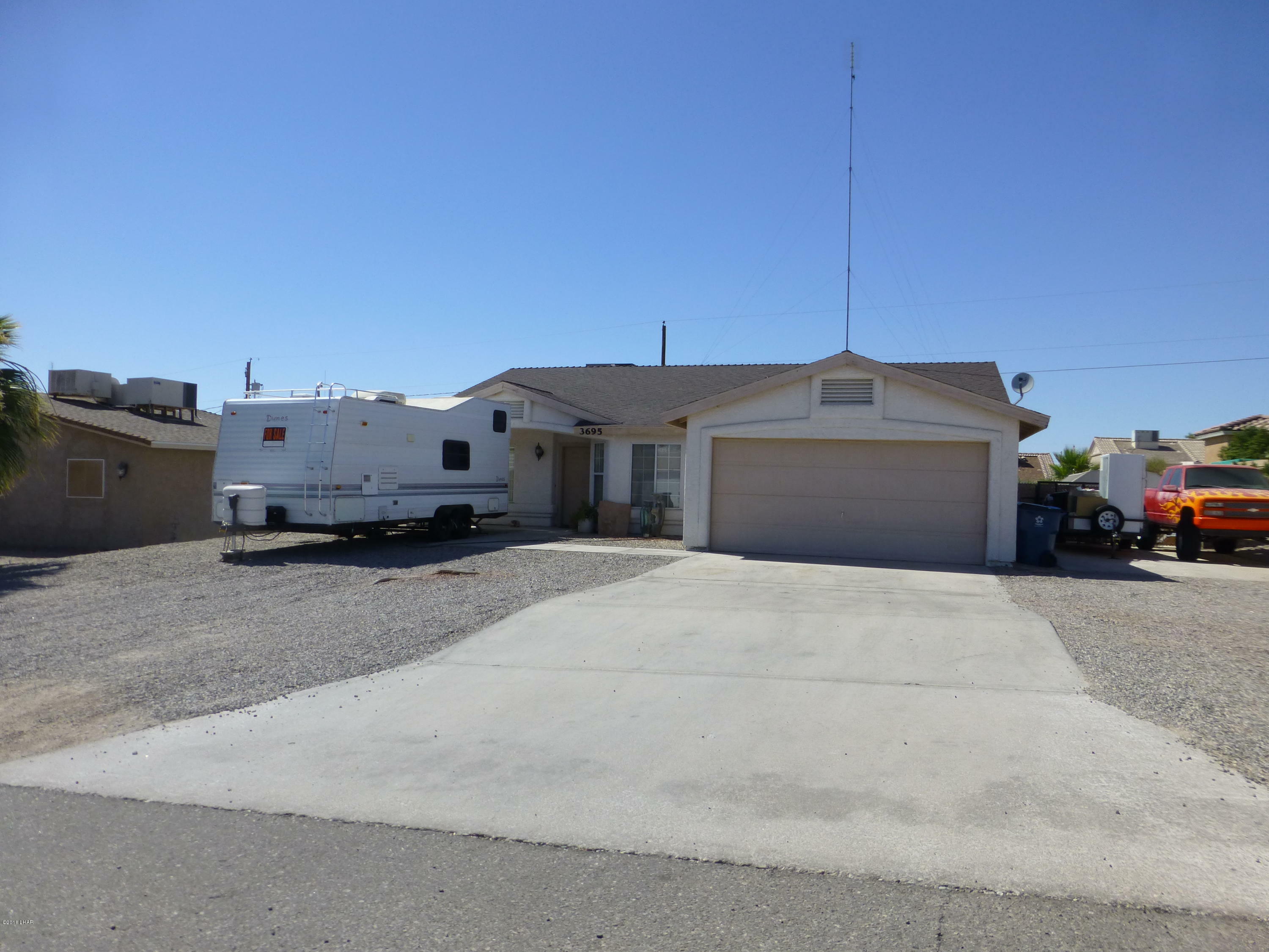 Property Photo:  3695 Squaw Dr  AZ 86406 