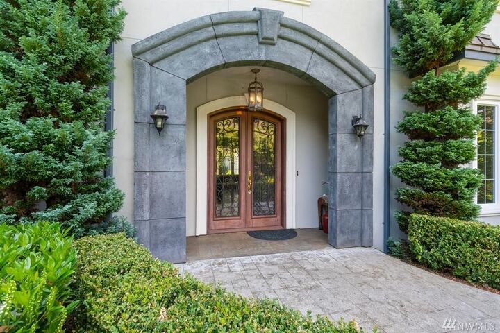 Property Photo: 4808 Stonebridge Dr NW WA 98332