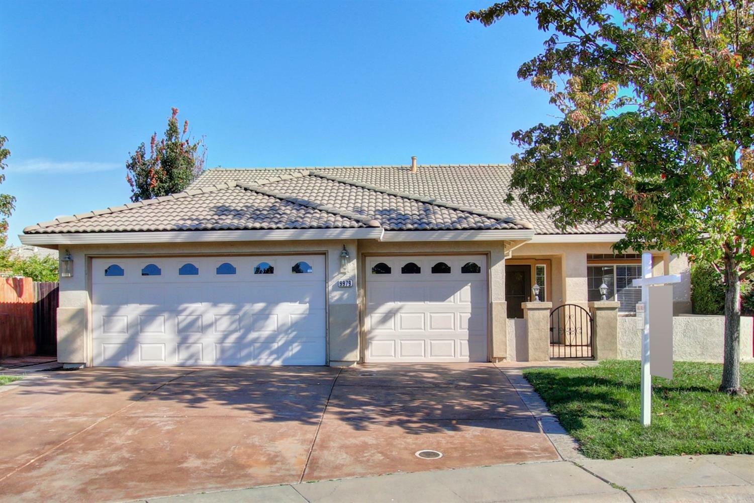 Property Photo:  9979 Aspen Meadows Court  CA 95829 