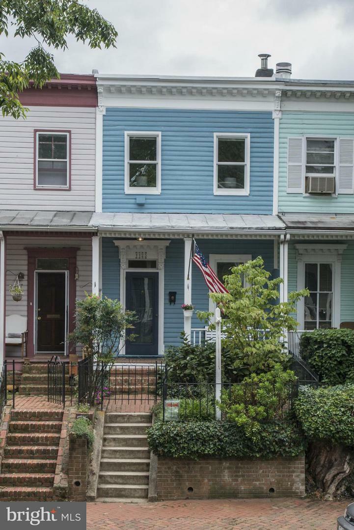 Property Photo:  1125 Park Street NE  DC 20002 