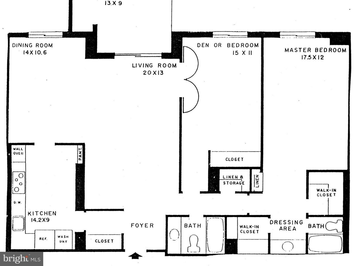 Property Photo: 8370 Greensboro Drive 121 VA 22102