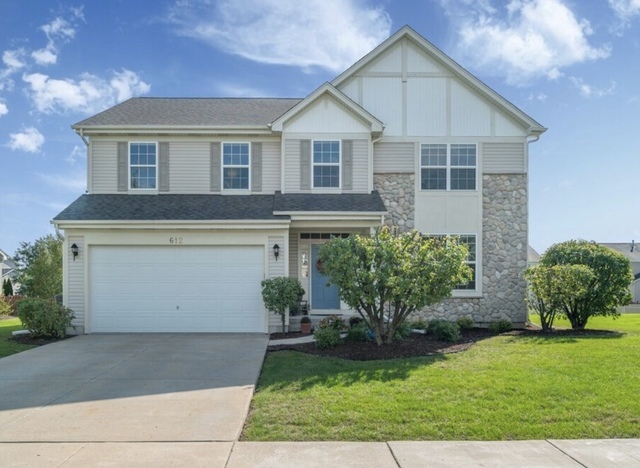 Property Photo: 612 Northgate Lane IL 60404