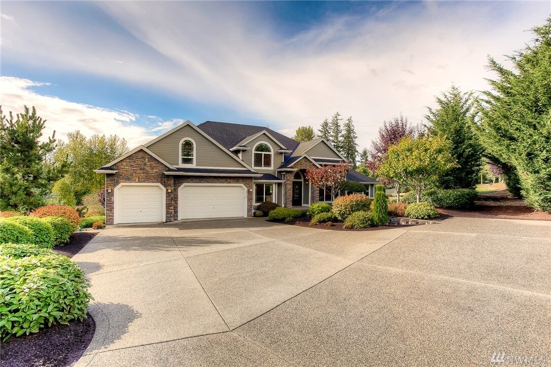 Property Photo:  3714 124th Av Ct E  WA 98372 