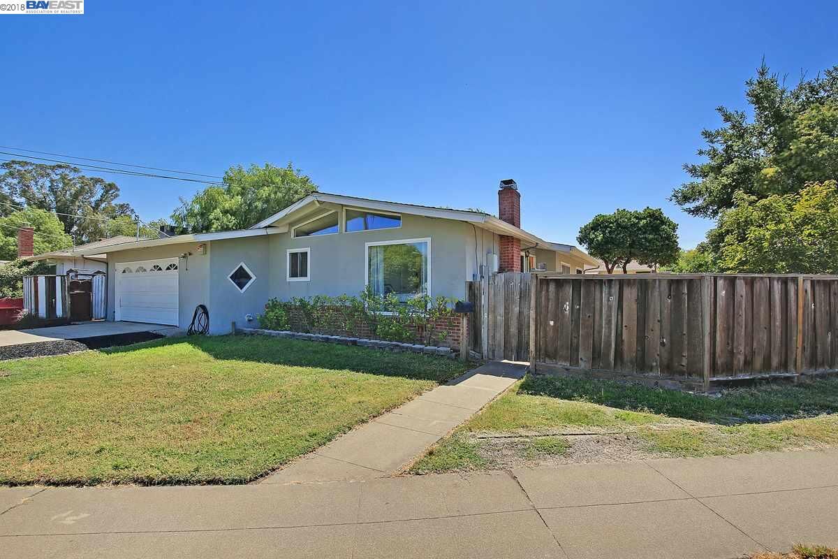Property Photo:  1241 4th St  CA 94550 