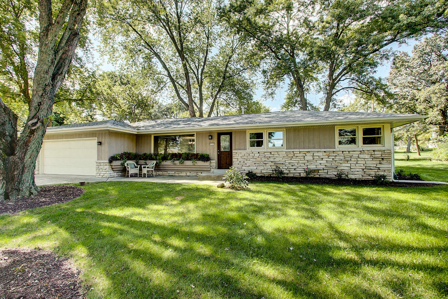 Property Photo: 9321 S 94th St WI 53132