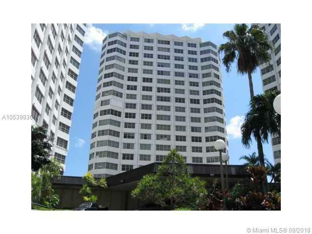 Property Photo:  825 Brickell Bay Dr 742  FL 33131 