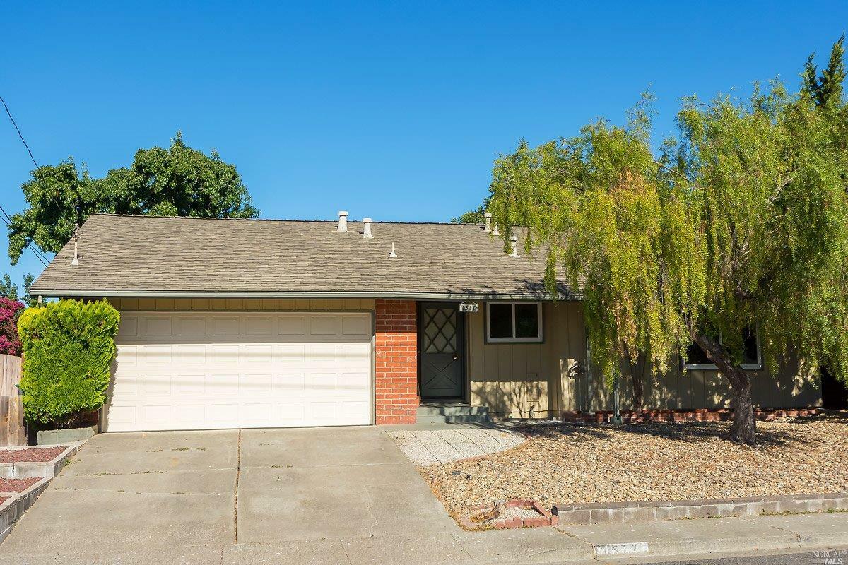 Property Photo: 1517 Sierra Drive CA 94954