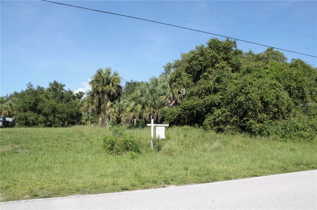 Property Photo:  2113 Cedarwood Street  FL 33948 