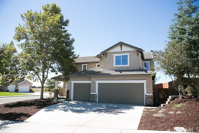 Property Photo:  31103 Bonsai Circle  CA 92596 