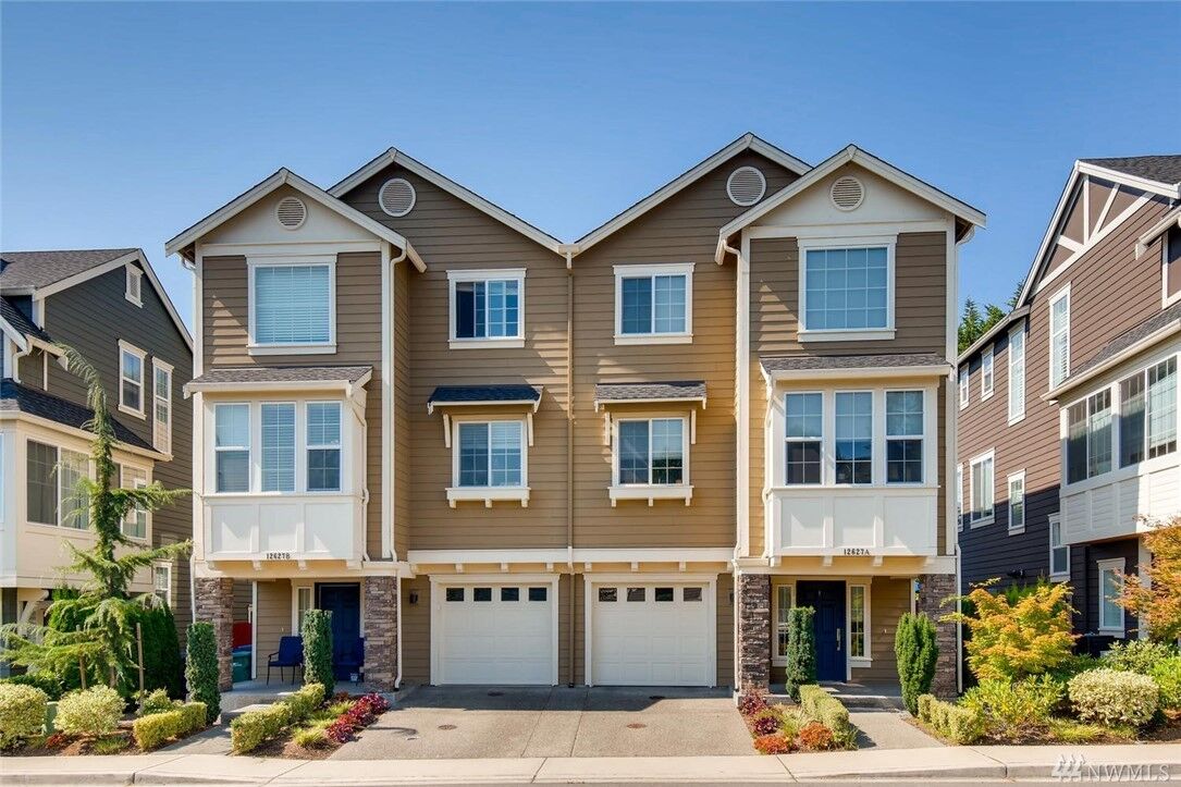 Property Photo:  12627 176th Place NE A  WA 98052 