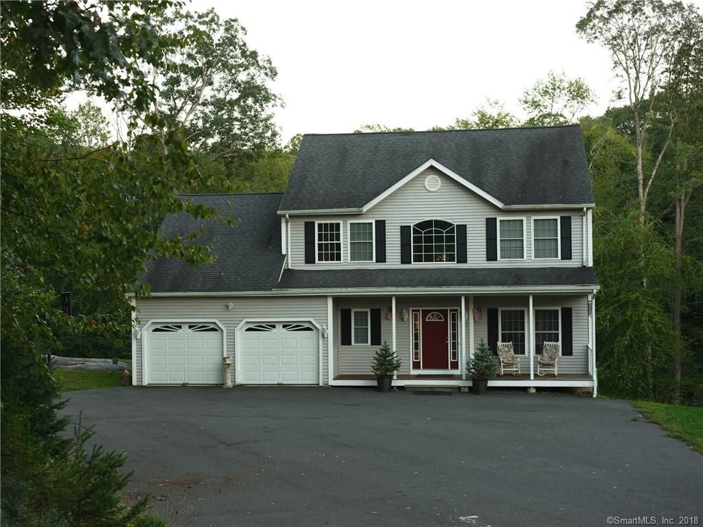 Property Photo: 27 Kaleas Way CT 06403