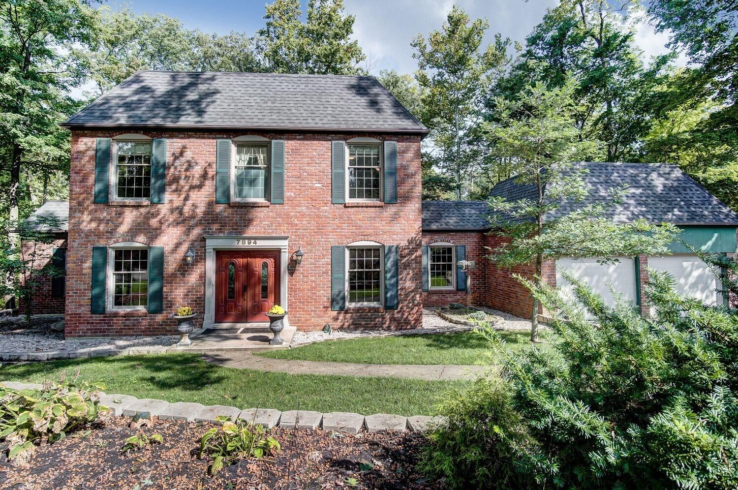 Property Photo: 7894 Winterberry Place OH 45241