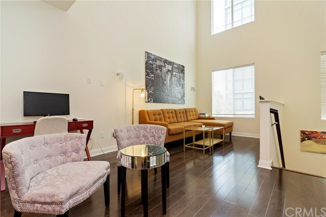 Property Photo: 513 Rockefeller CA 92612