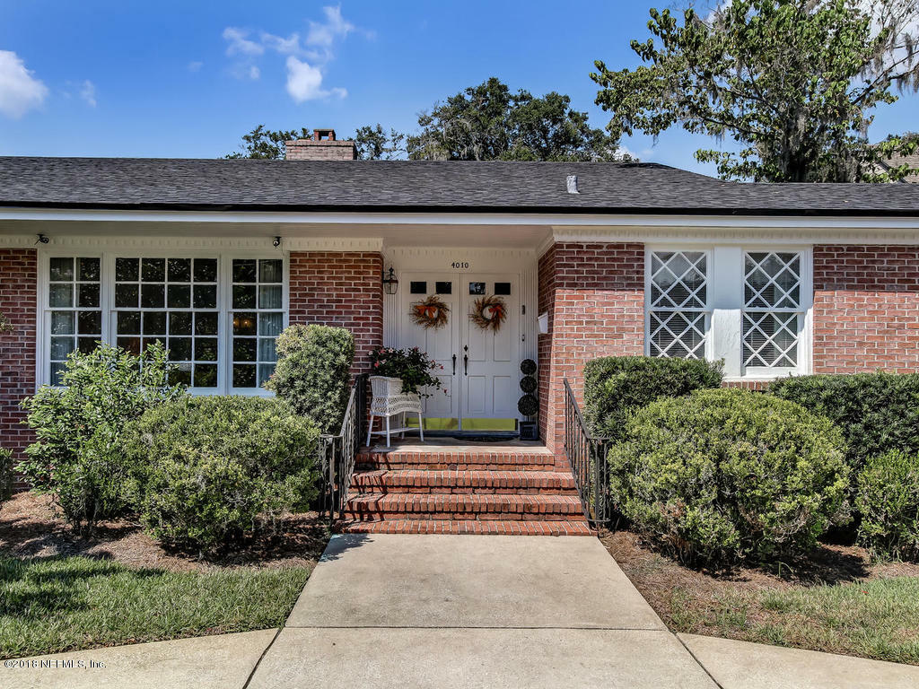 Property Photo: 4010 Cordova Avenue FL 32207
