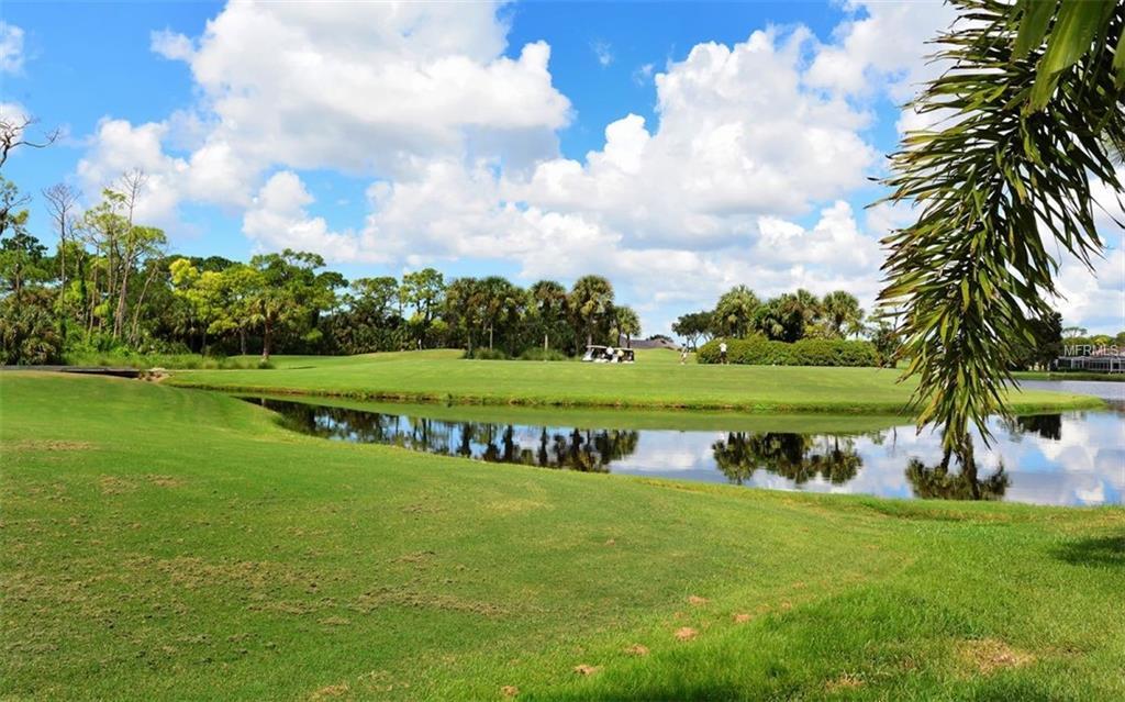 Property Photo:  9320 Clubside Circle 2206  FL 34238 