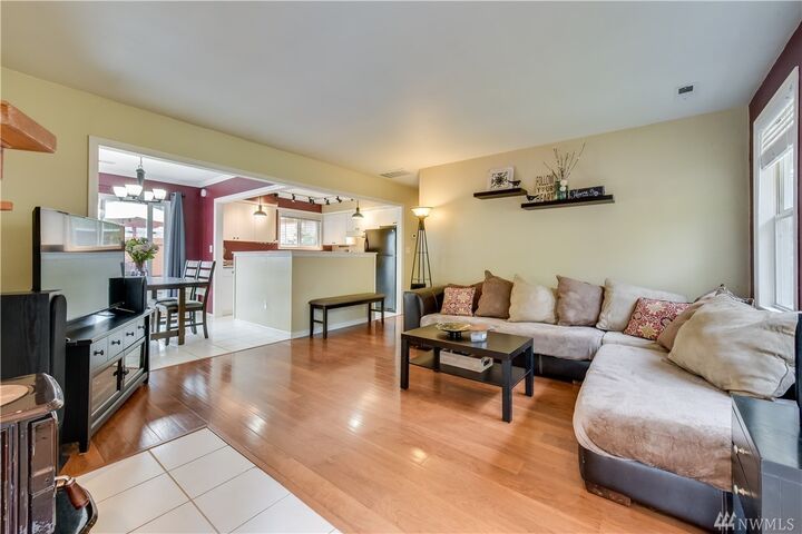 Property Photo:  26430 189 Ave SE  WA 98042
