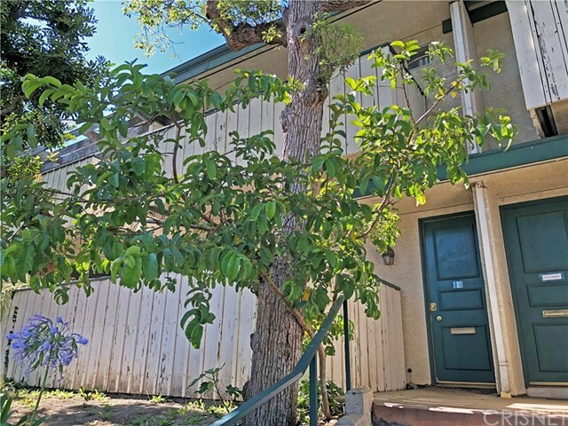 Property Photo:  14903 Hamlin Street  CA 91411 