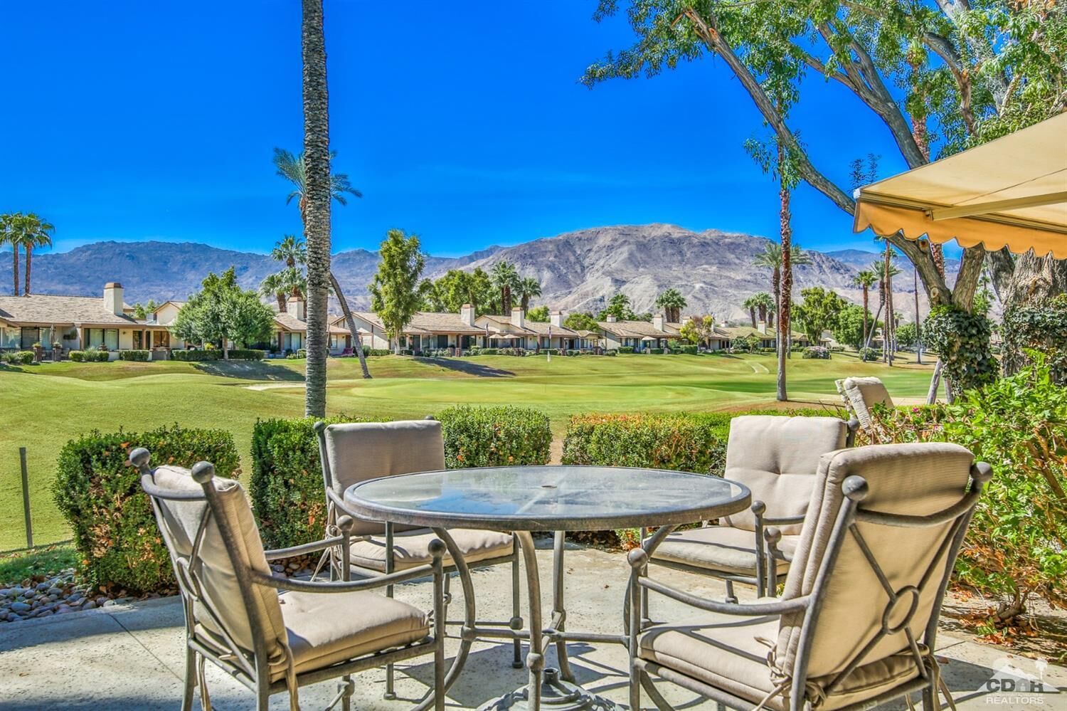 Property Photo:  253 Calle Del Verano  CA 92260 