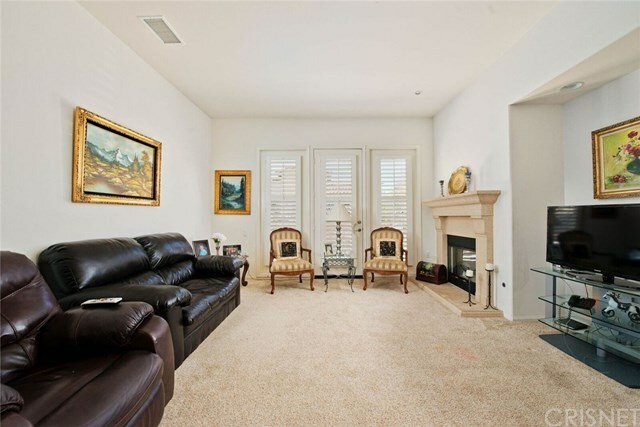 Property Photo:  23754 Mahogany Court  CA 91354 