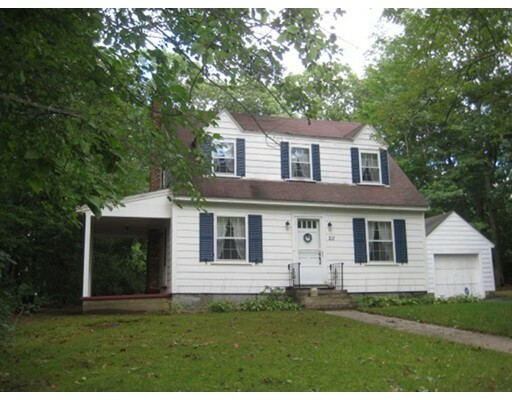 Property Photo: 211 Dunstable Rd MA 01879