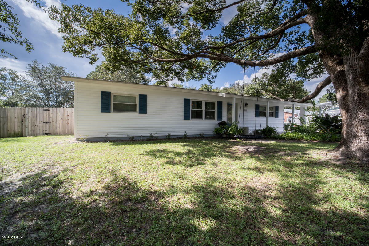 Property Photo:  1820 Montana Avenue  FL 32444 