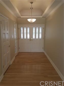 Property Photo: 5062 Calvin Avenue CA 91356