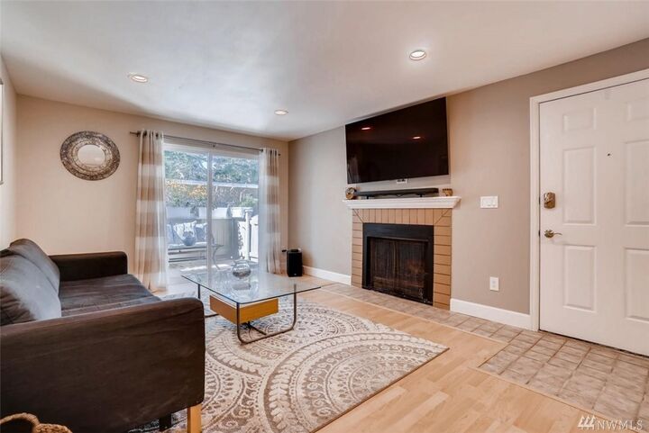 Property Photo:  21305 52nd Avenue W A103  WA 98043 