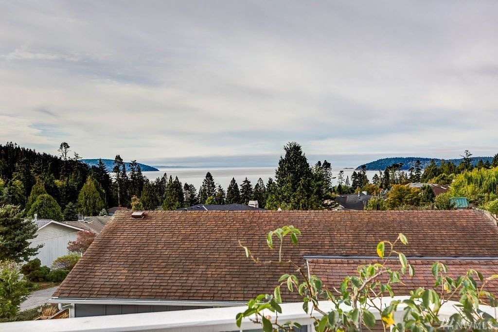 Property Photo: 4404 Bryce Dr WA 98221