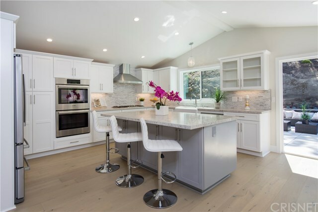 Property Photo: 4032 Towhee Drive CA 91302