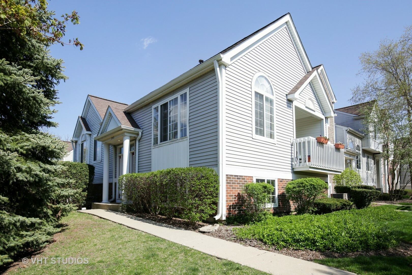 Property Photo: 2243 Dawson Lane IL 60102