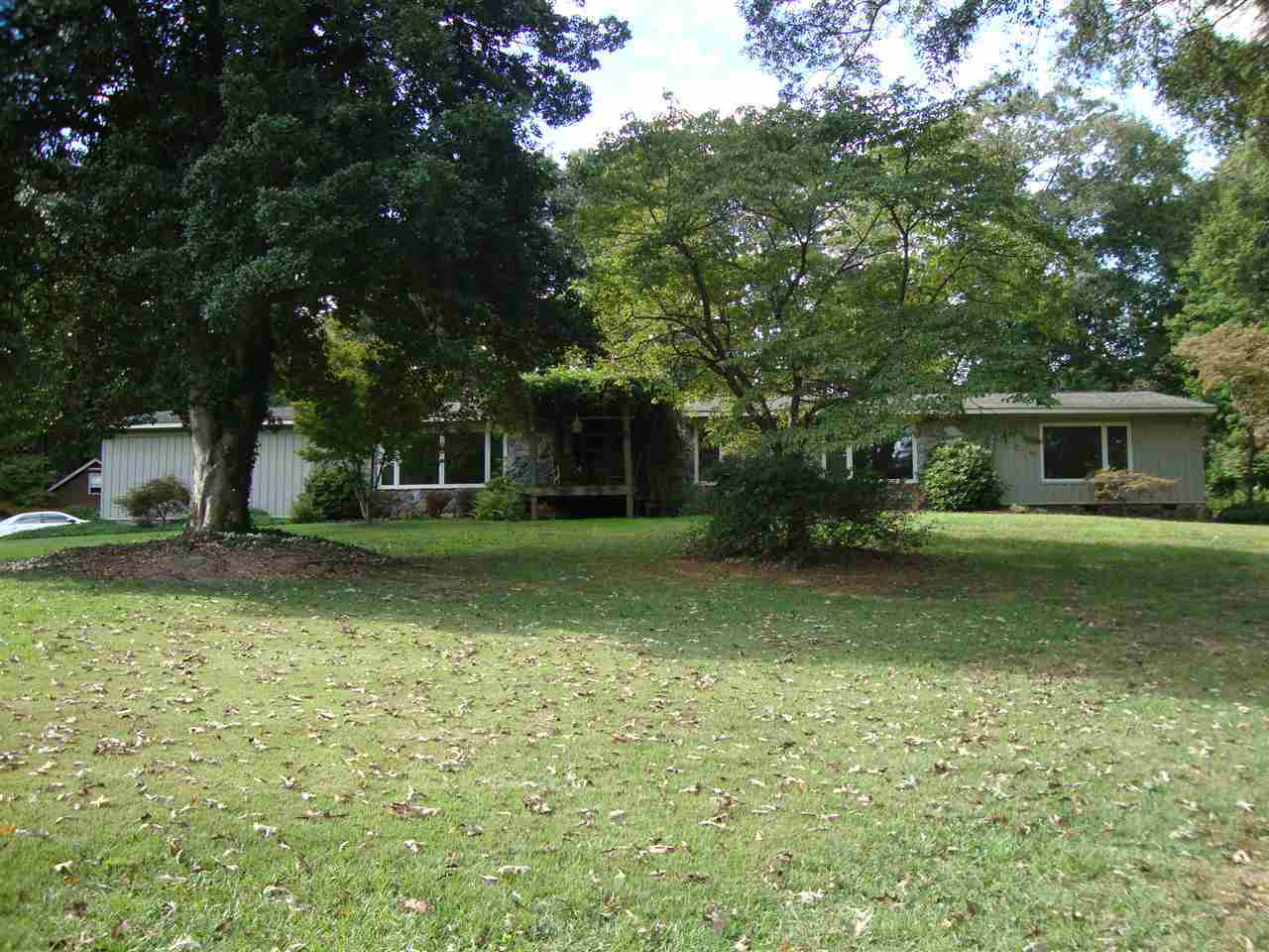 Property Photo:  1004 Seven Springs Road  SC 29307 