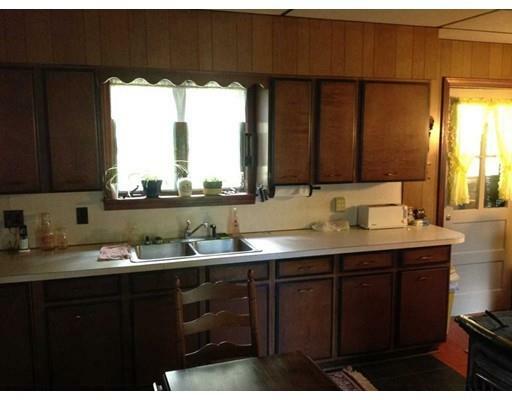 Property Photo:  23 Old Chester Rd  MA 01050 