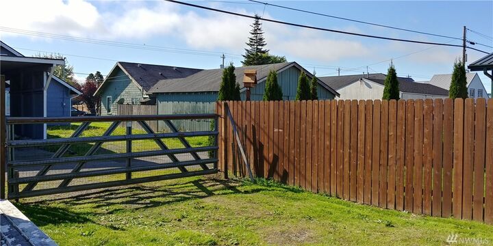 Property Photo: 1907 Aberdeen Ave WA 98520