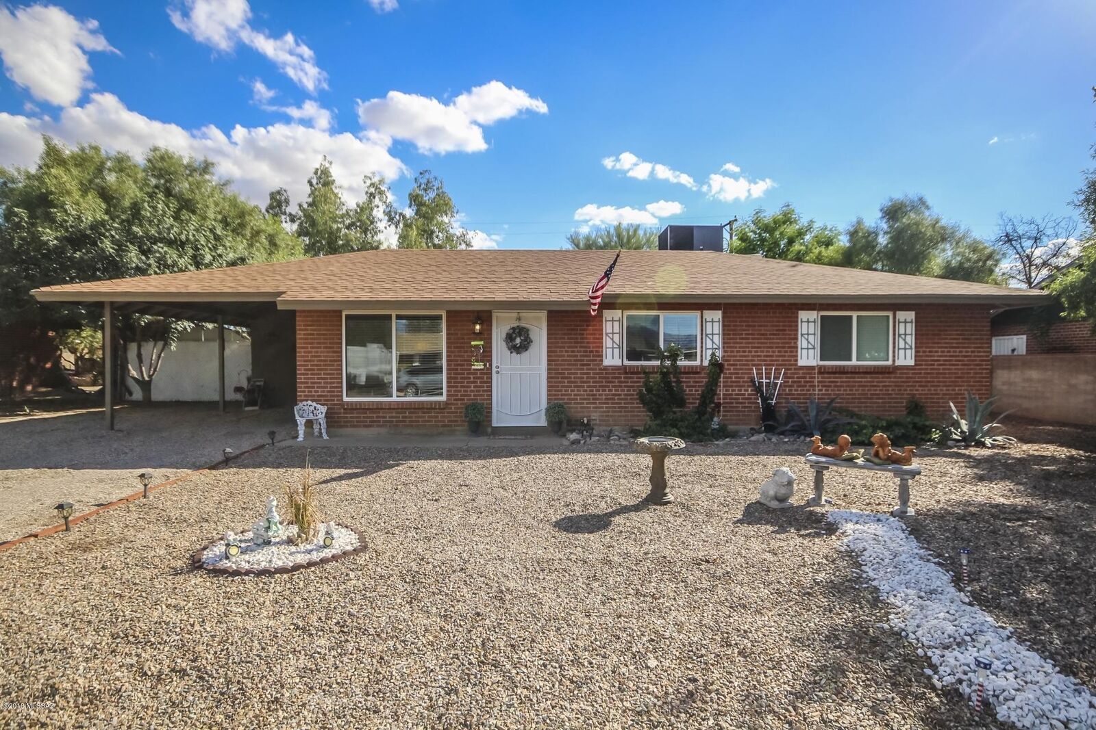 Property Photo: 6318 E Calle Dened AZ 85710