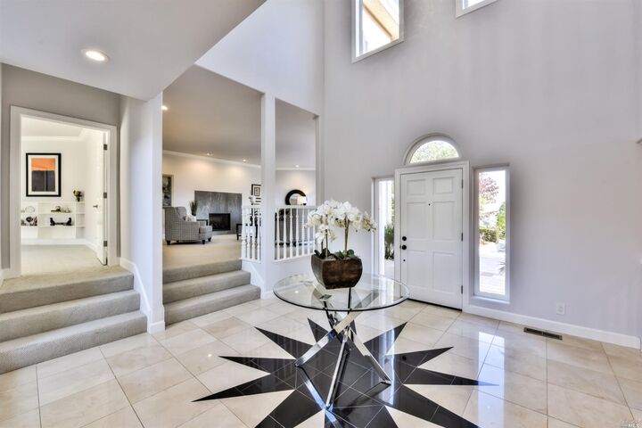 2917 Las Gallinas Avenue  San Rafael CA 94903 photo