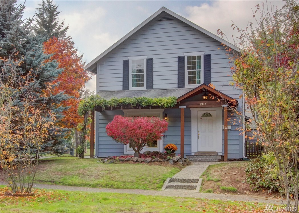 Property Photo: 1917 Franklin Street SE WA 98501