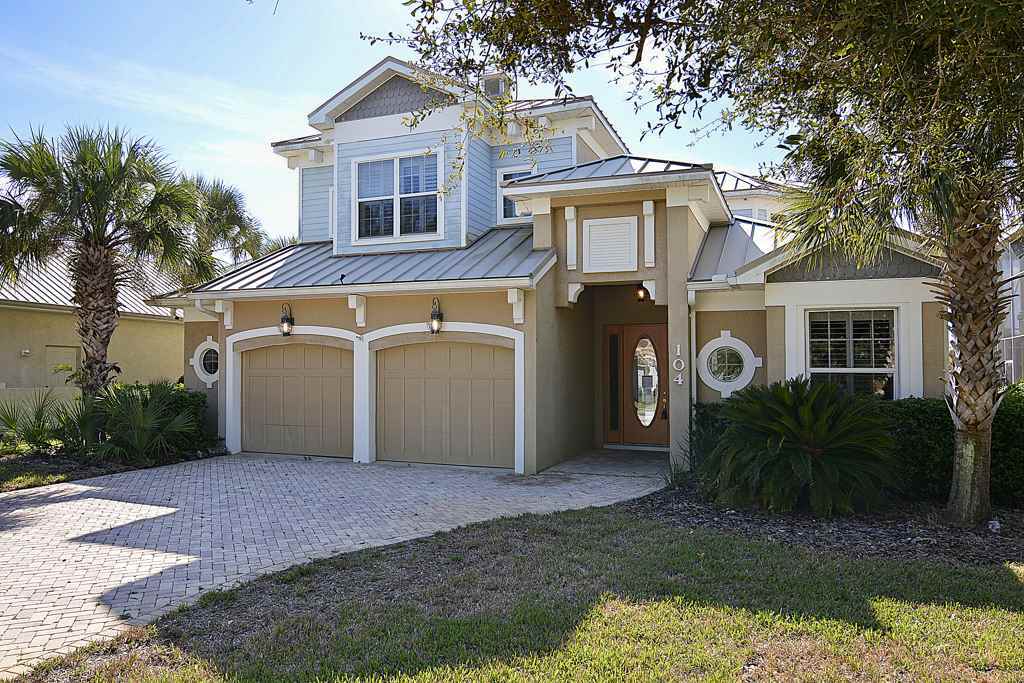 Property Photo:  104 Emerald Lake Drive  FL 32137 