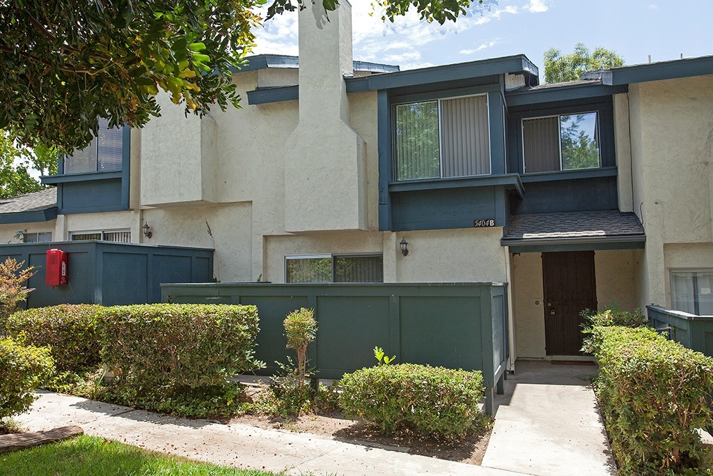 5404 Olive St B  San Diego CA 92105 photo