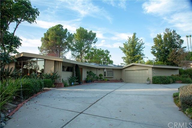 Property Photo:  1809 Skyline Drive  CA 92831 