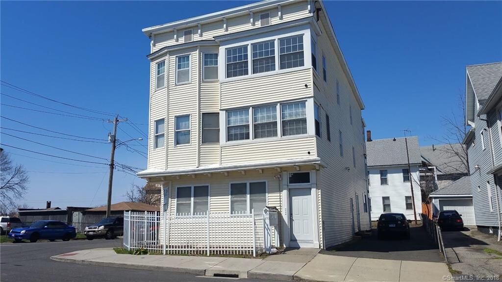 Property Photo:  98 Orland Street  CT 06605 