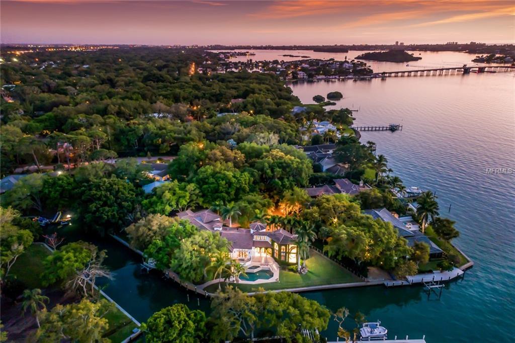 Property Photo: 1509 S Lodge Drive FL 34239