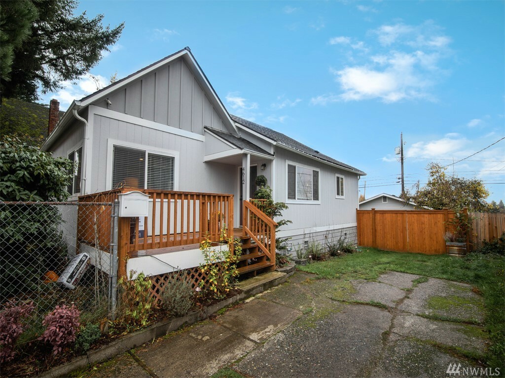 Property Photo:  4612 S M St  WA 98408 