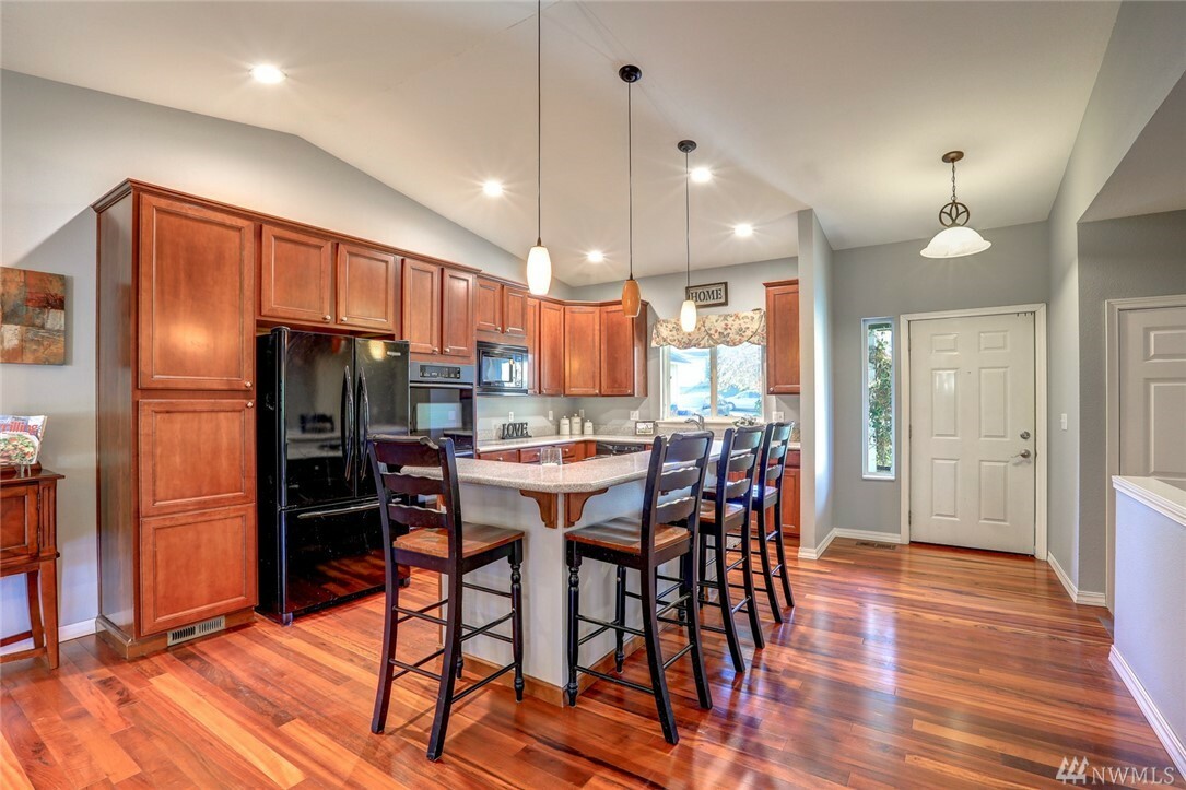Property Photo: 2969 37th Ave NE WA 98422