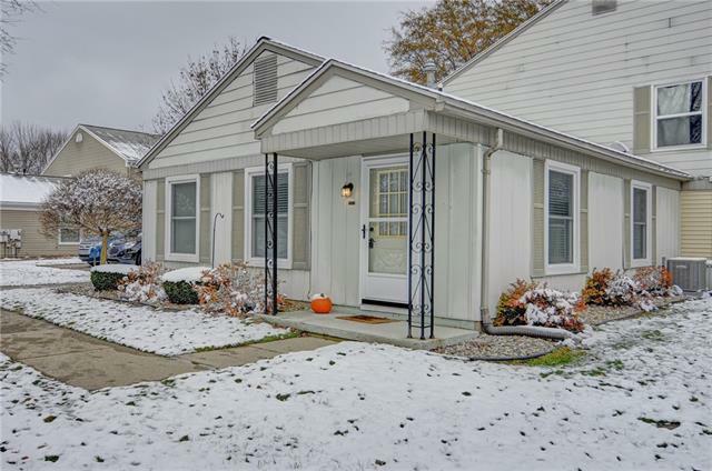 Property Photo:  1411 Hobnail Court  MI 48423 