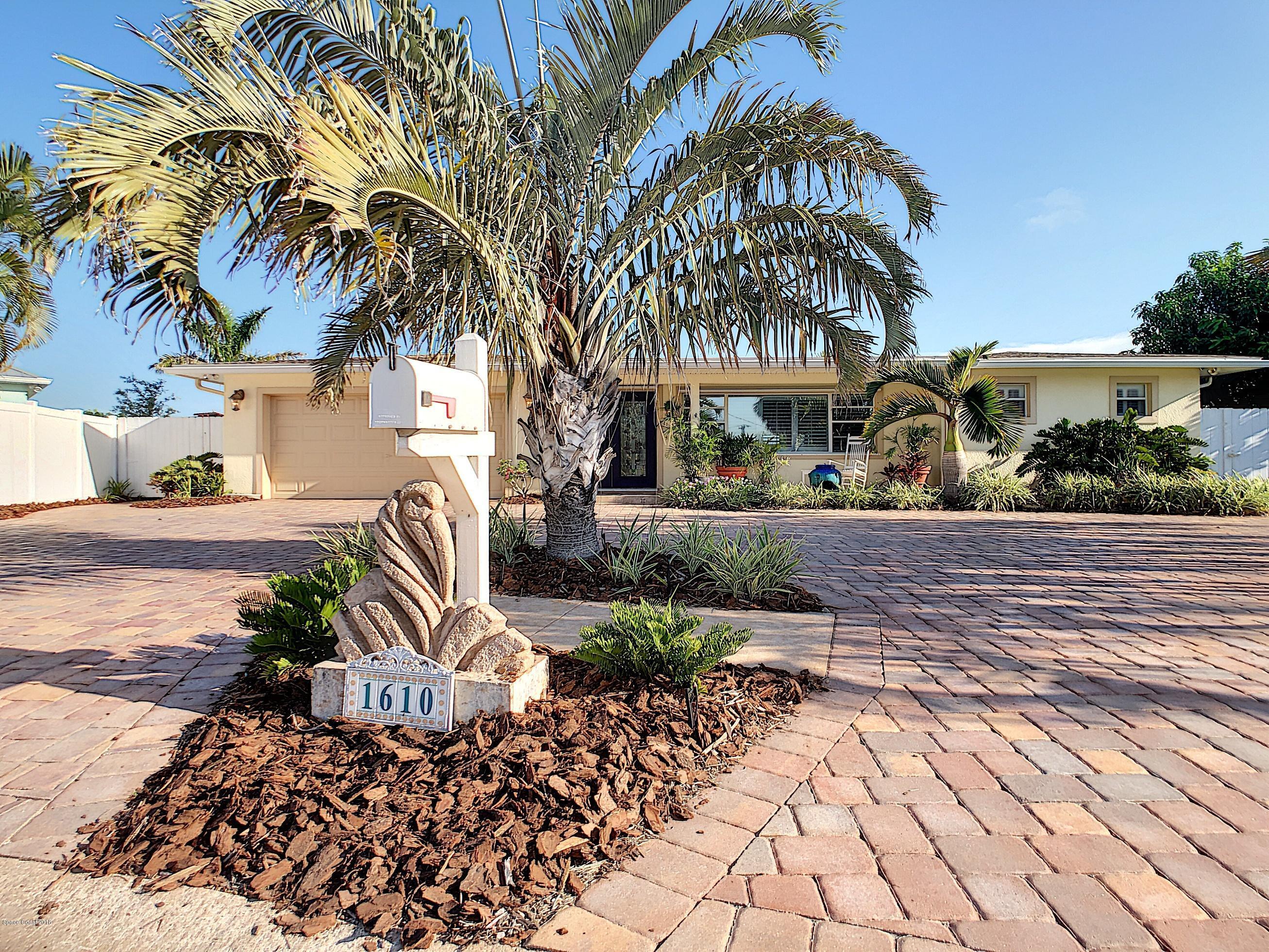 Property Photo:  1610 Mercury Street  FL 32953 